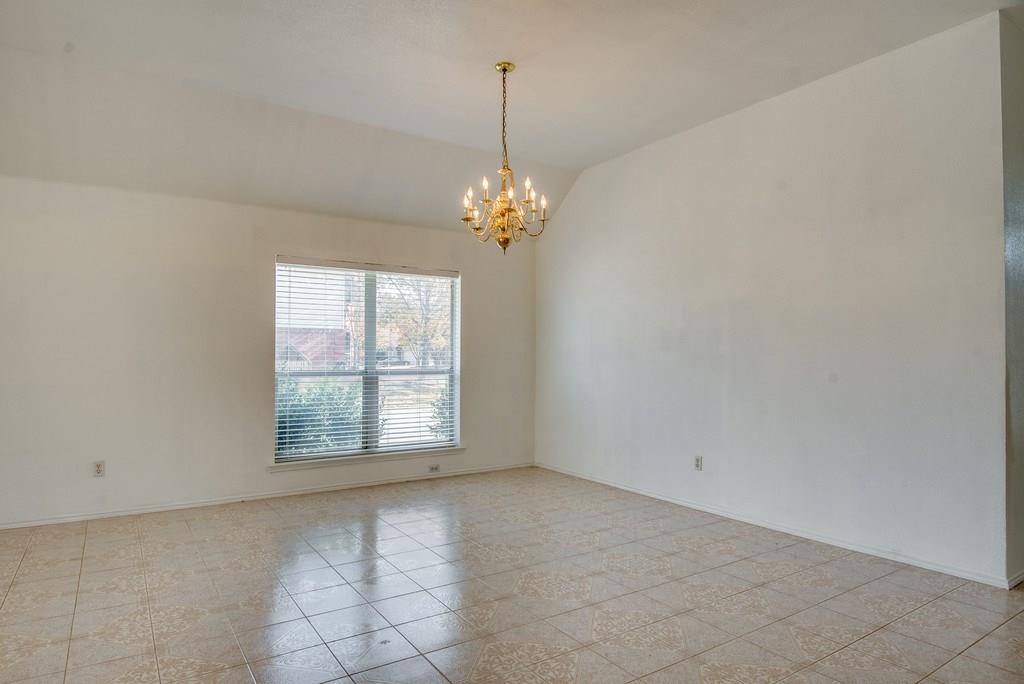 8841 San Joaquin Trail Fort Worth TX 76118