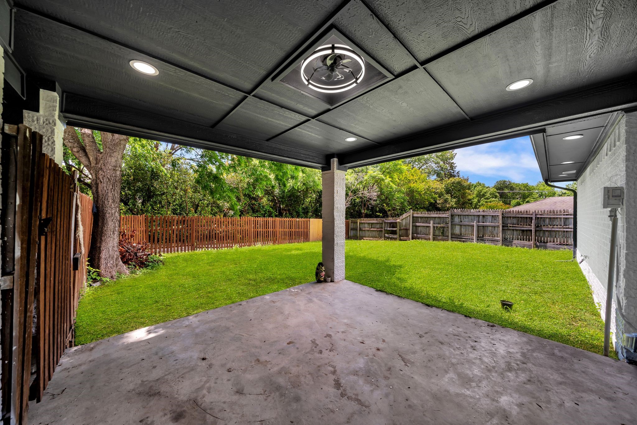 4122 Azalea Lane Garland TX 75043