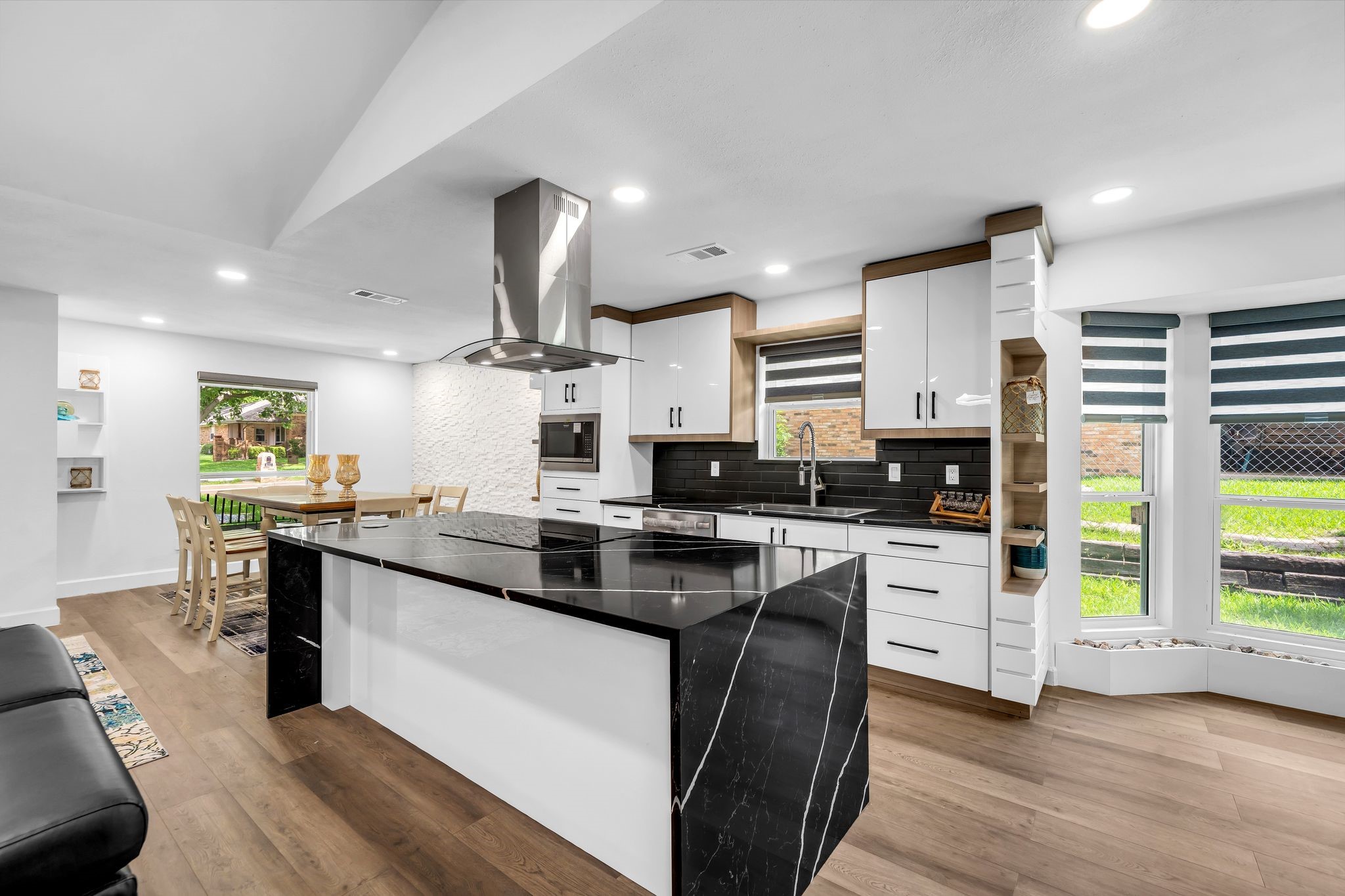 4122 Azalea Lane Garland TX 75043