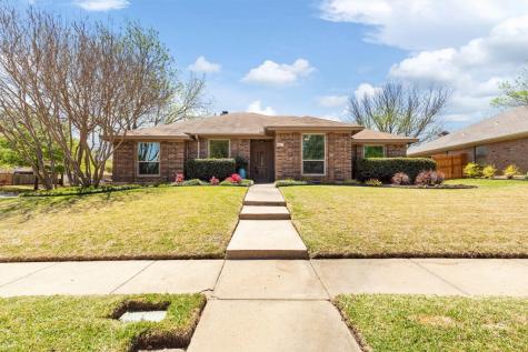 401 Heneretta Drive Hurst TX 76054