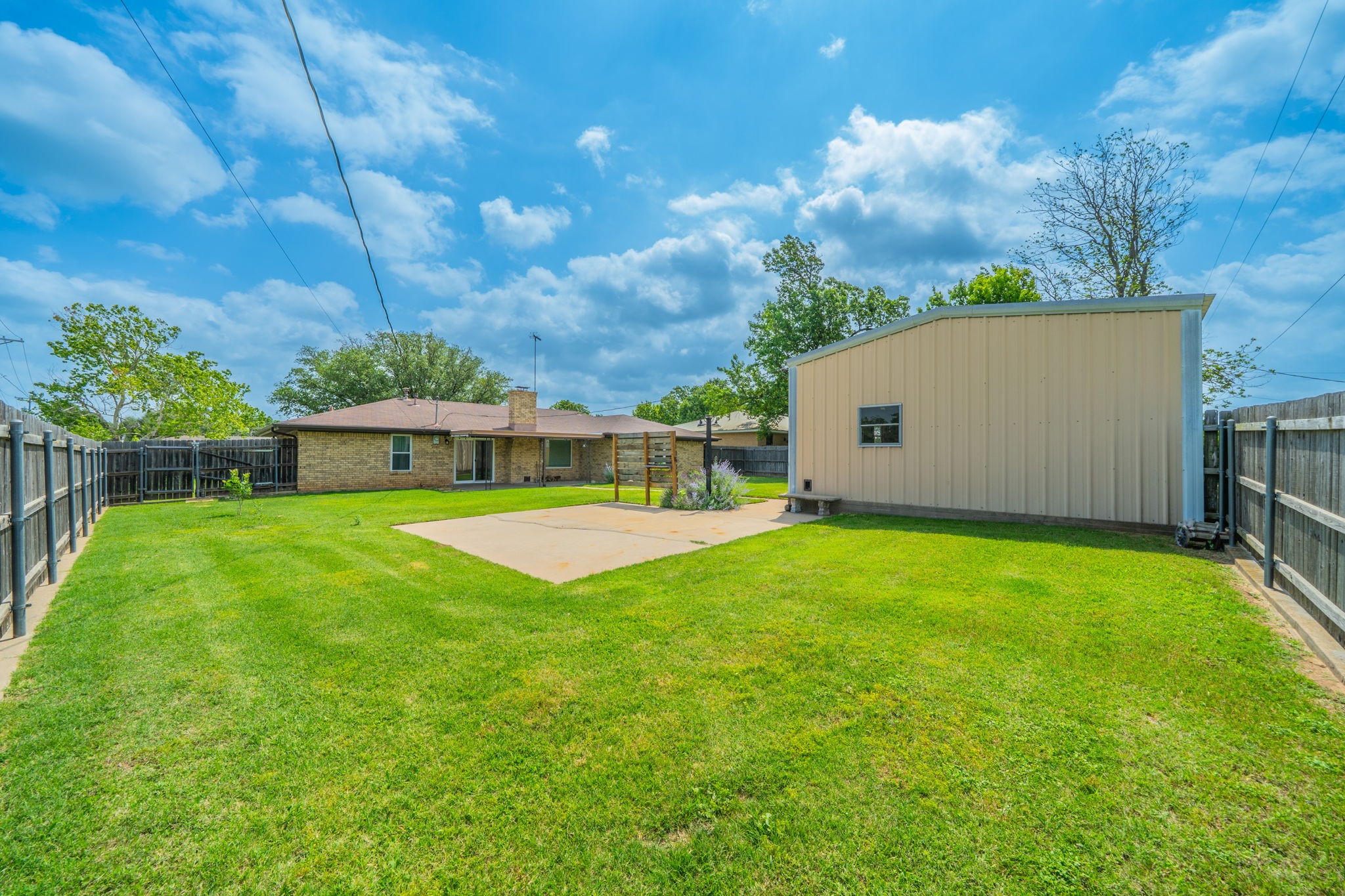 1300 Austin Street Bowie TX 76230