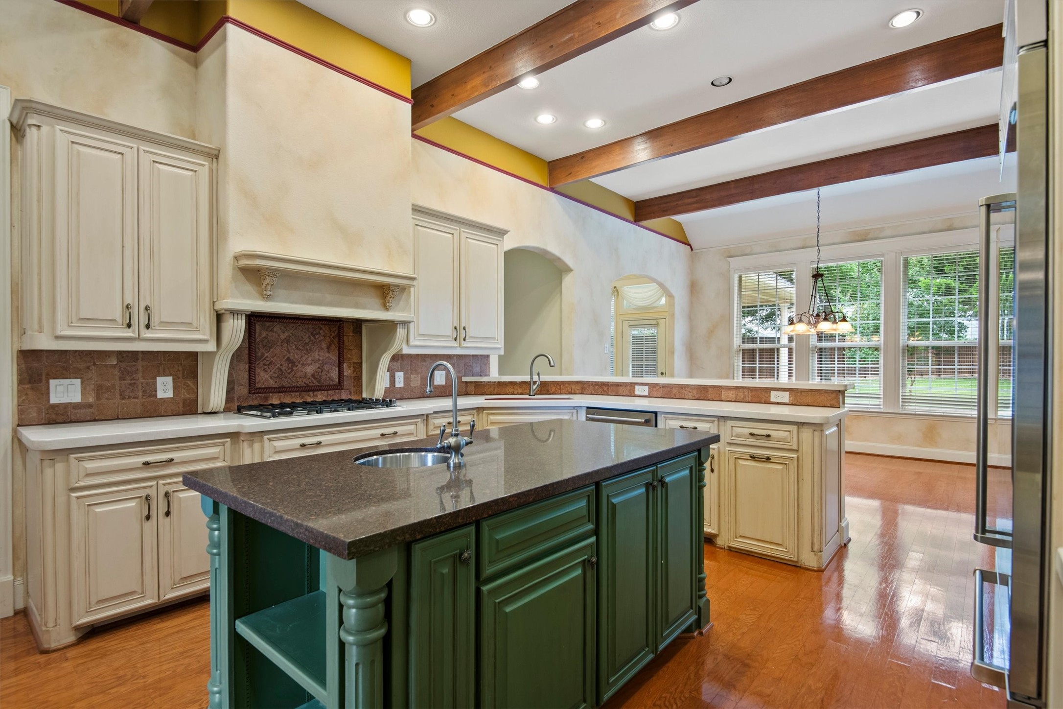 2202 Somerset Midlothian TX 76065