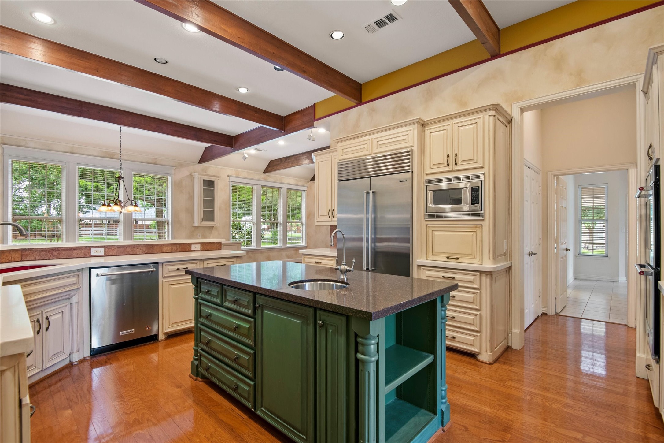 2202 Somerset Midlothian TX 76065