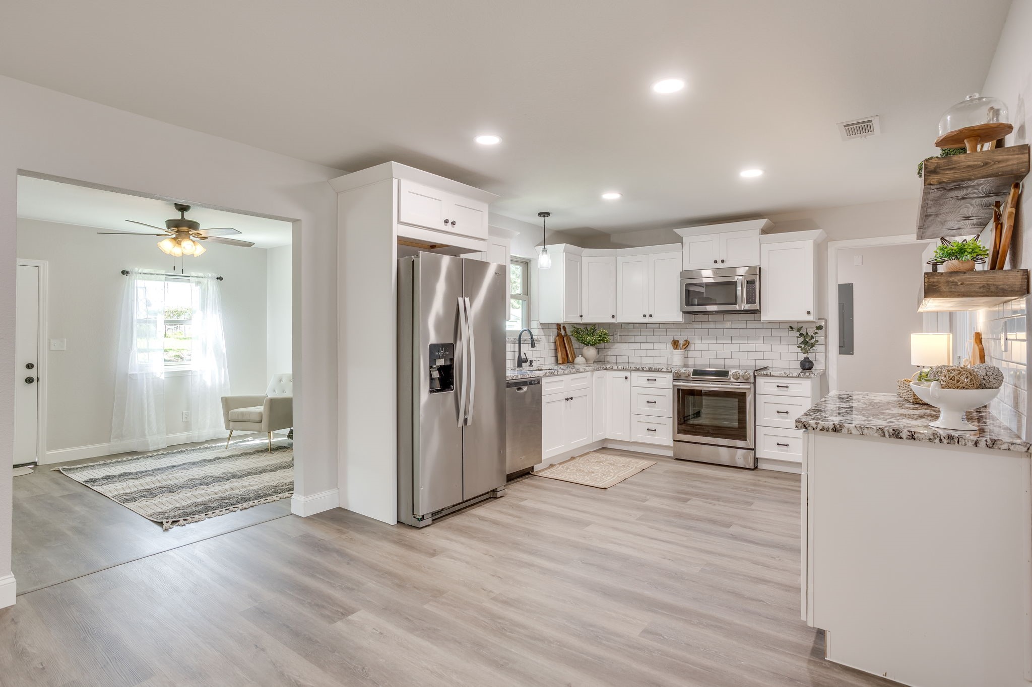 104 Thomas Street Joshua TX 76058