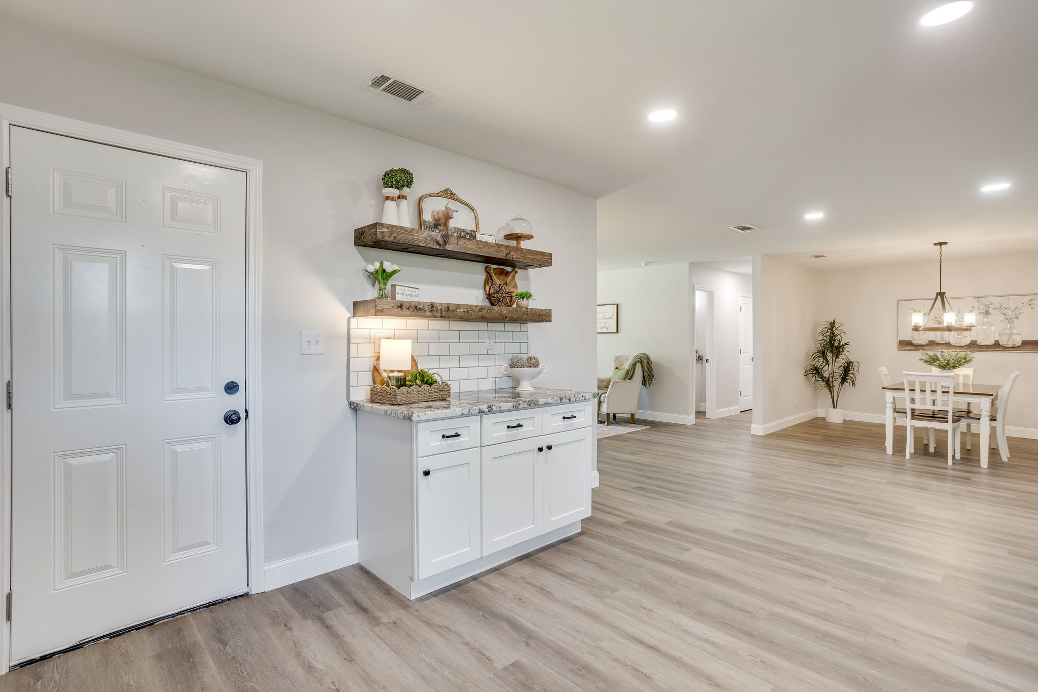 104 Thomas Street Joshua TX 76058