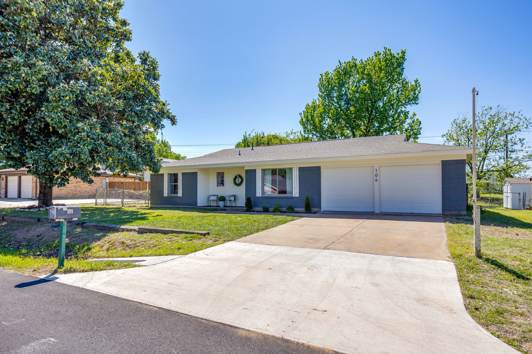 104 Thomas Street Joshua TX 76058