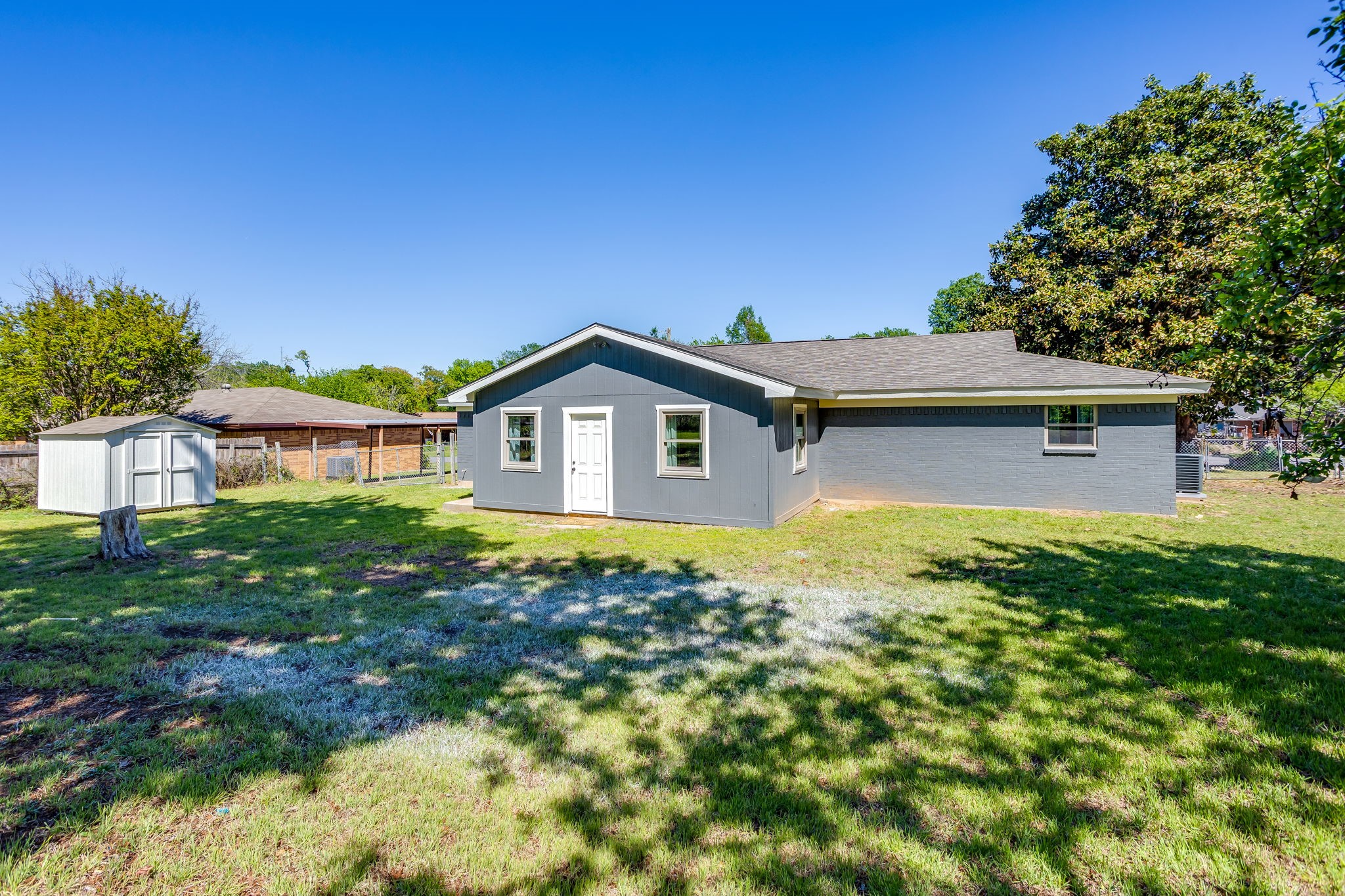 104 Thomas Street Joshua TX 76058