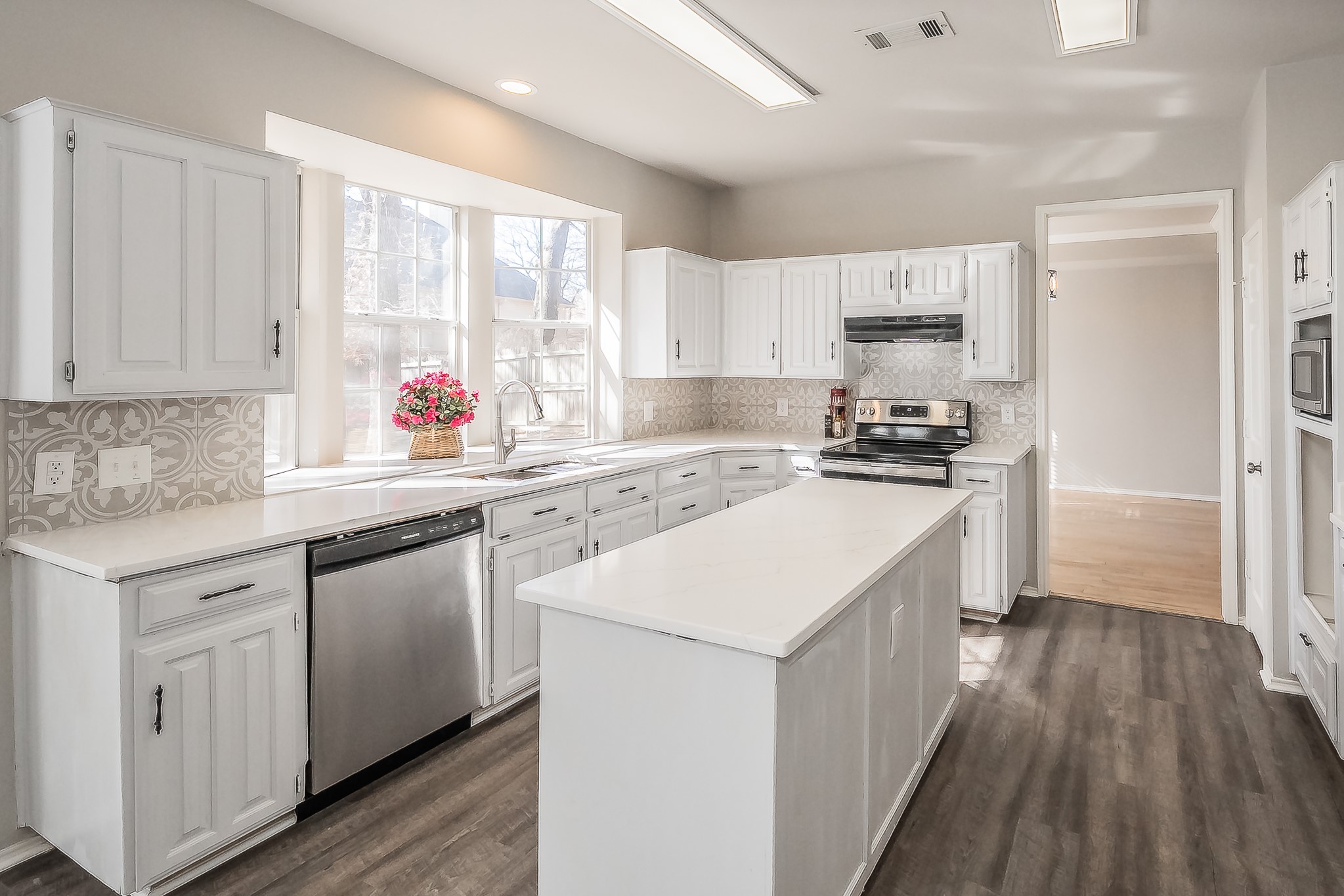 1803 Haydenbend Circle Grapevine TX 76051