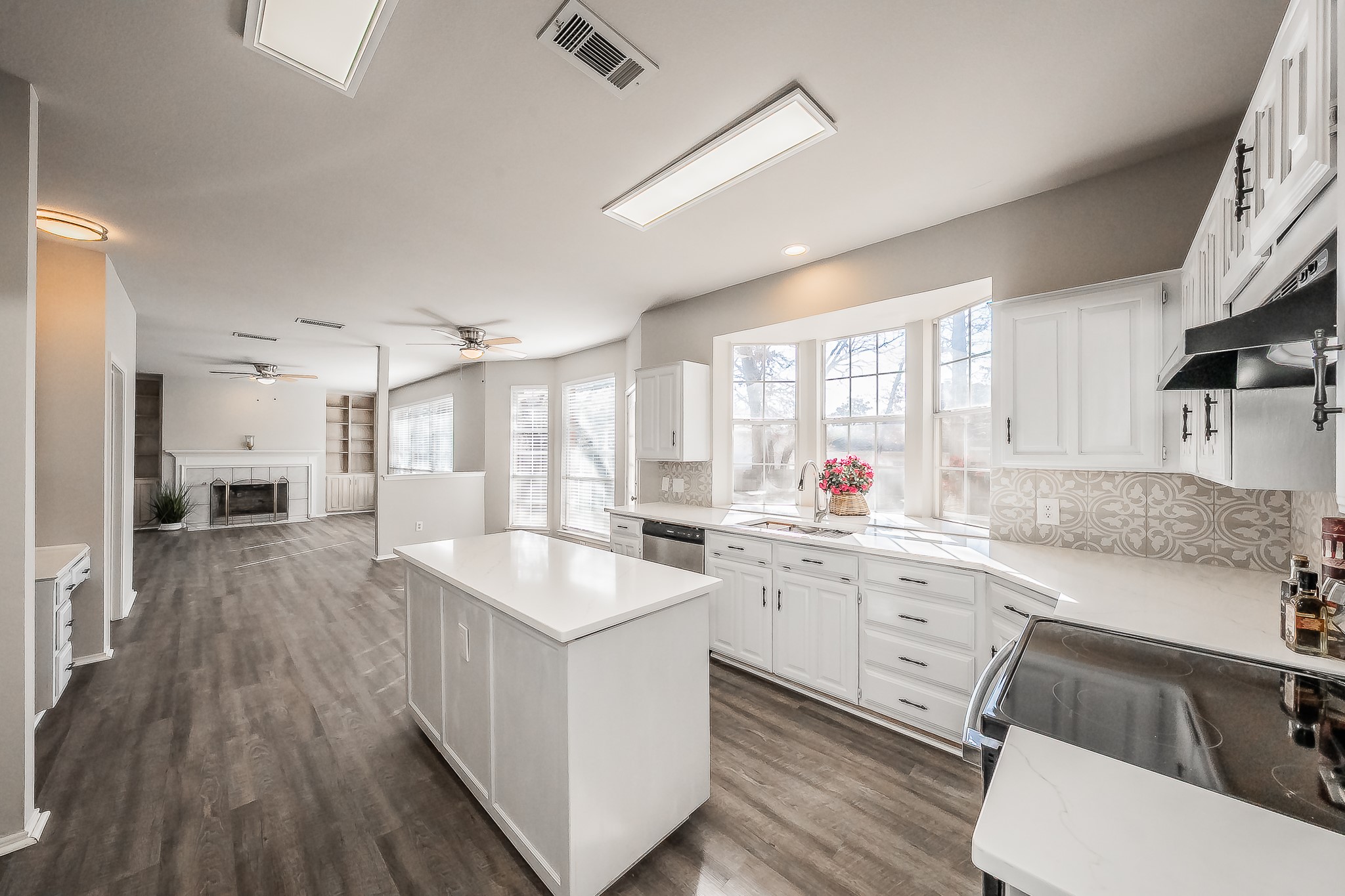 1803 Haydenbend Circle Grapevine TX 76051