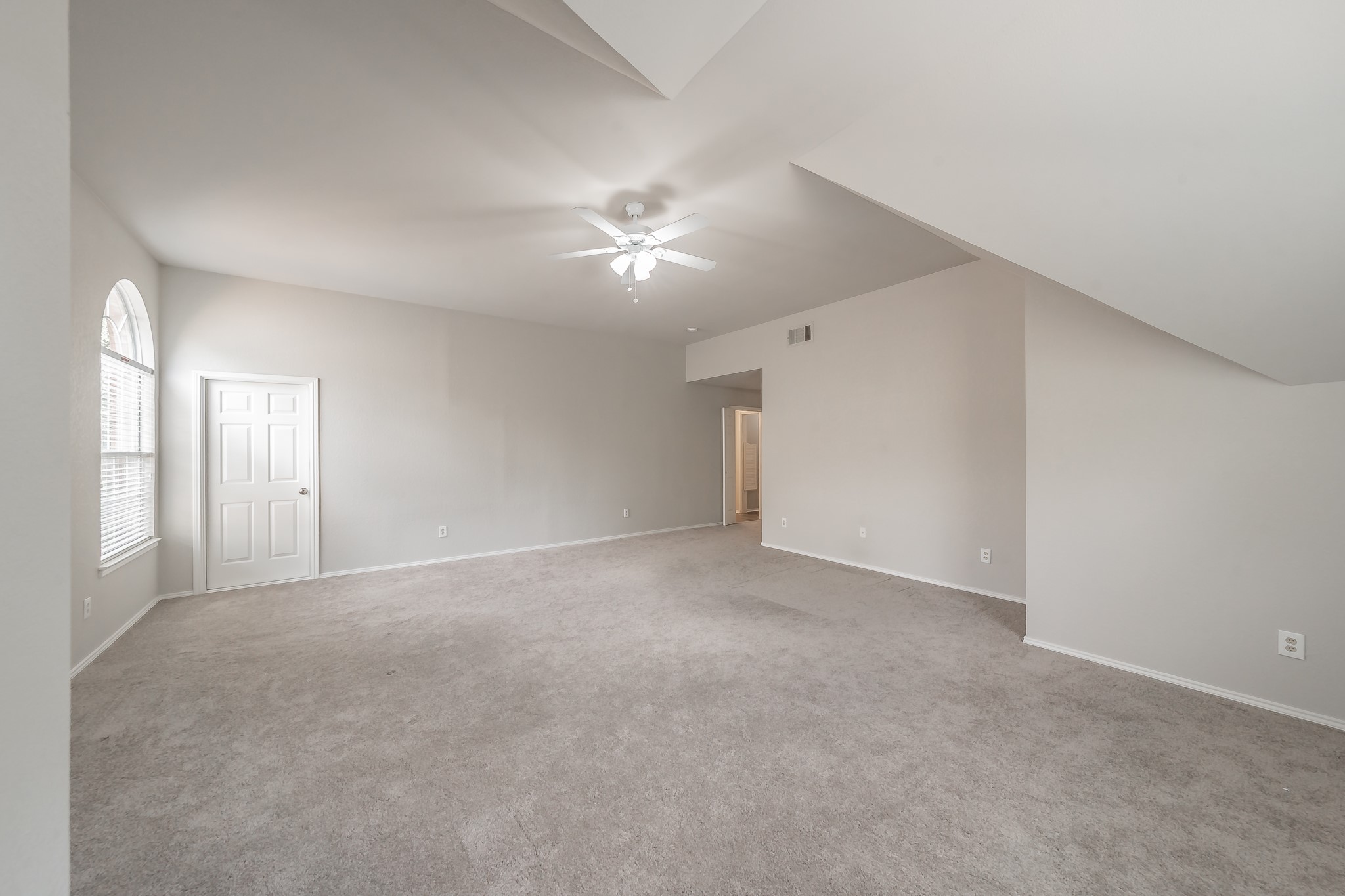 1803 Haydenbend Circle Grapevine TX 76051