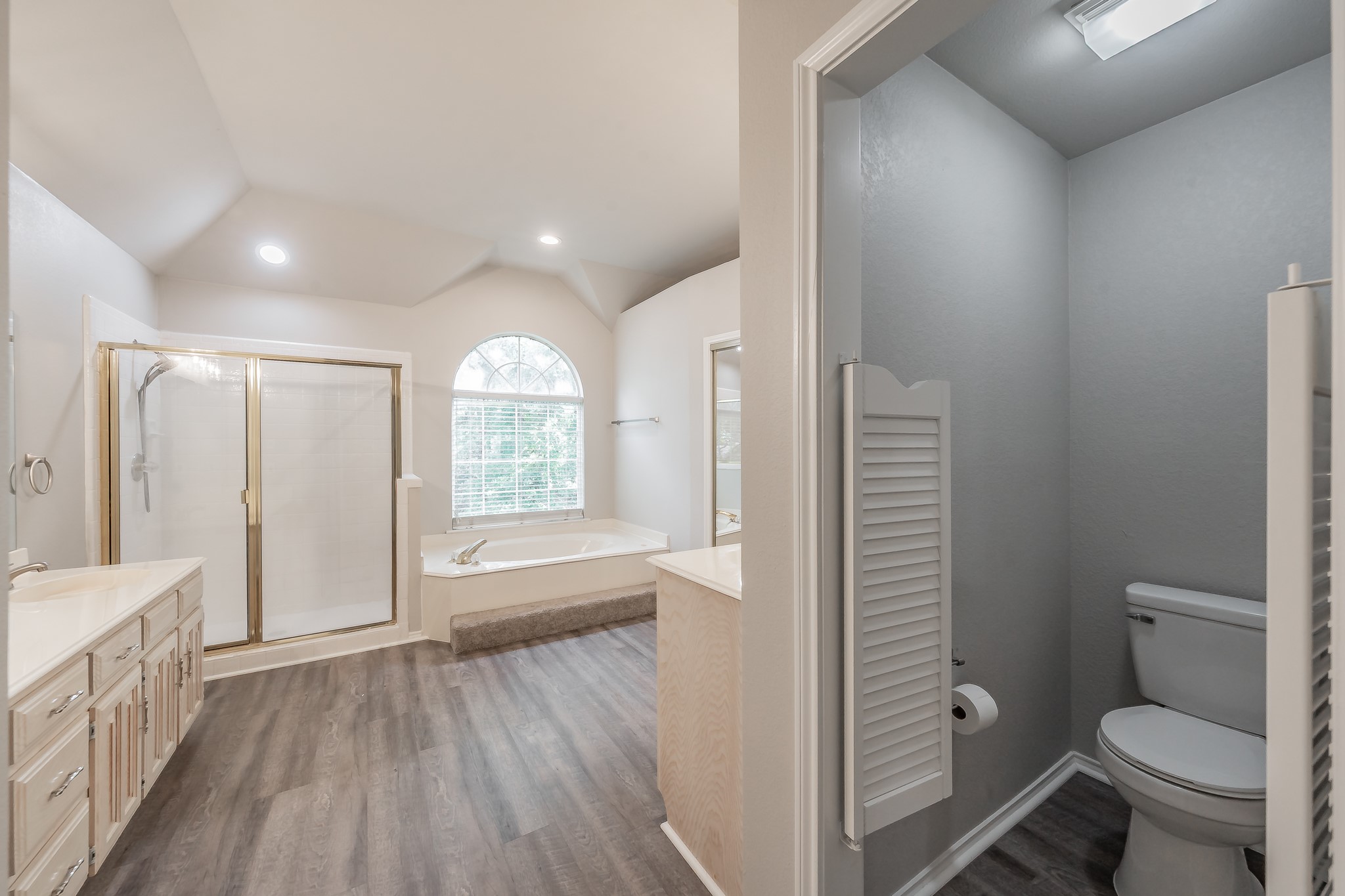 1803 Haydenbend Circle Grapevine TX 76051