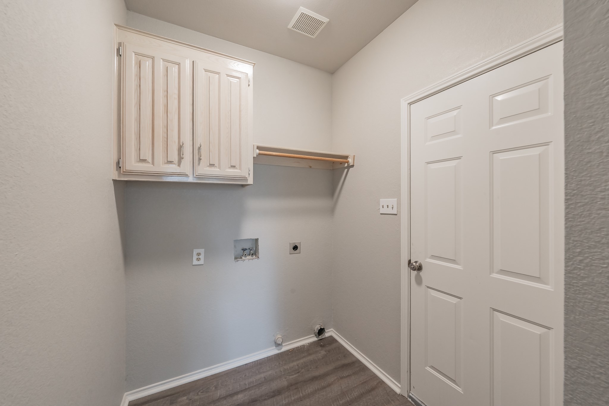 1803 Haydenbend Circle Grapevine TX 76051