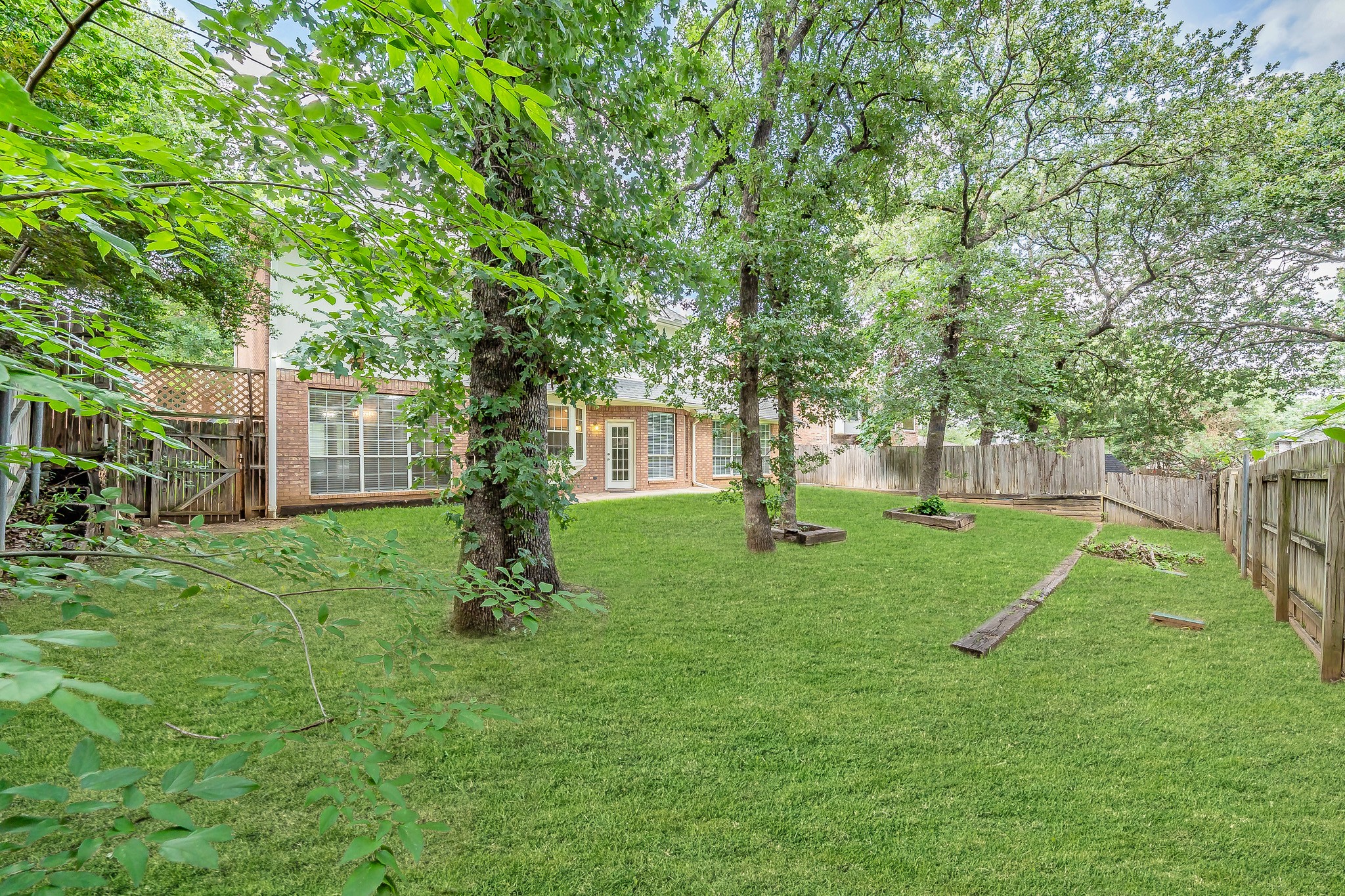 1803 Haydenbend Circle Grapevine TX 76051
