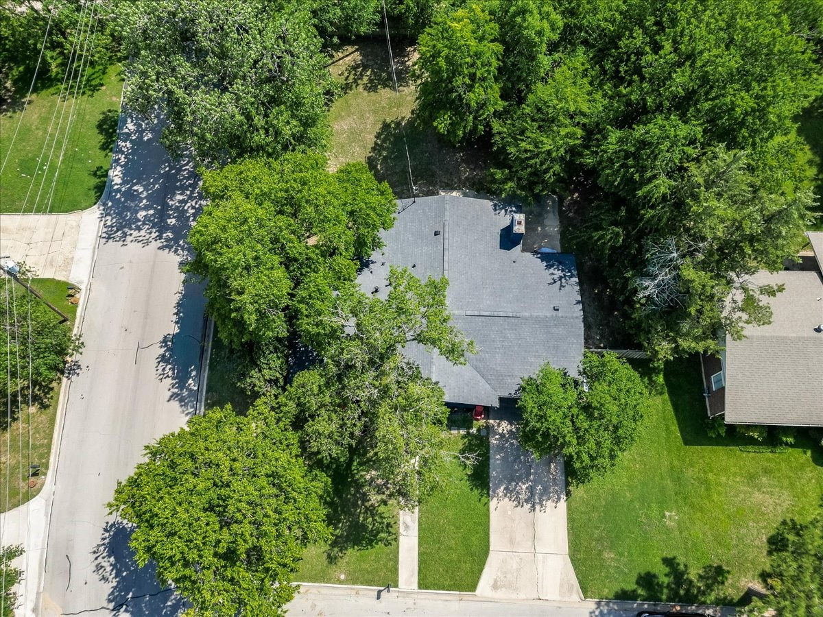 1210 Edinburg Lane Denton TX 76209