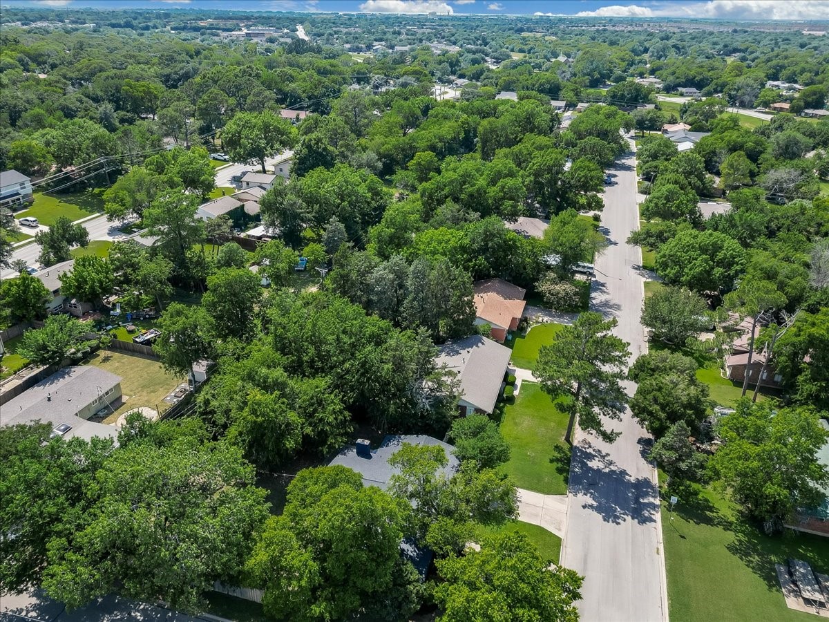 1210 Edinburg Lane Denton TX 76209