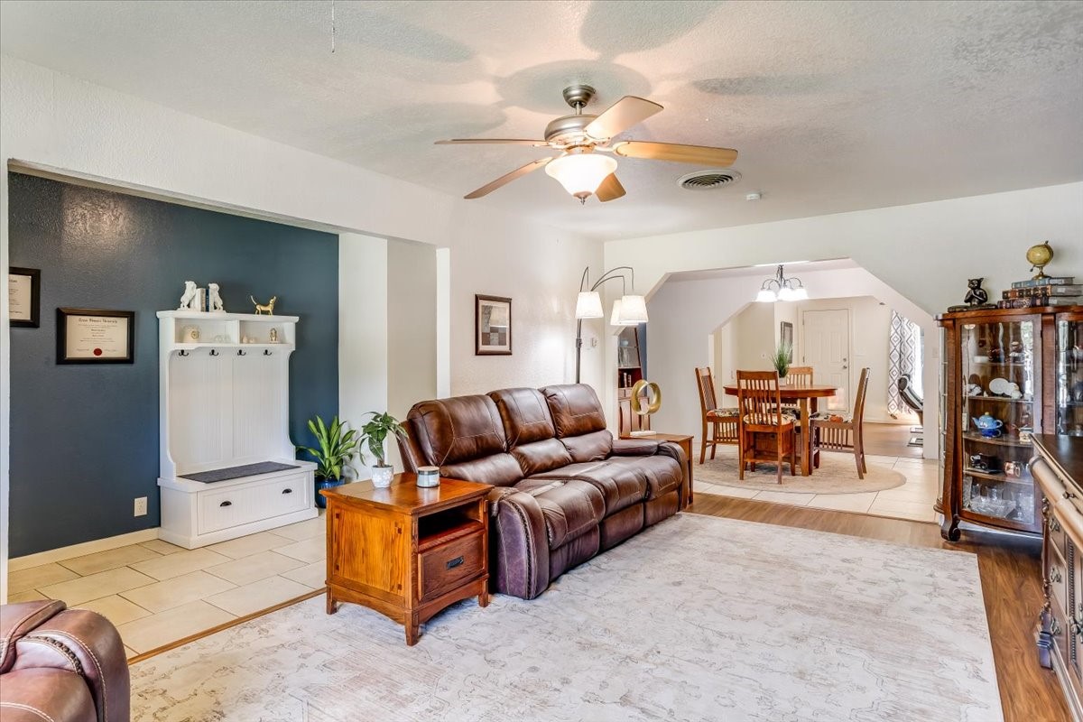 1210 Edinburg Lane Denton TX 76209