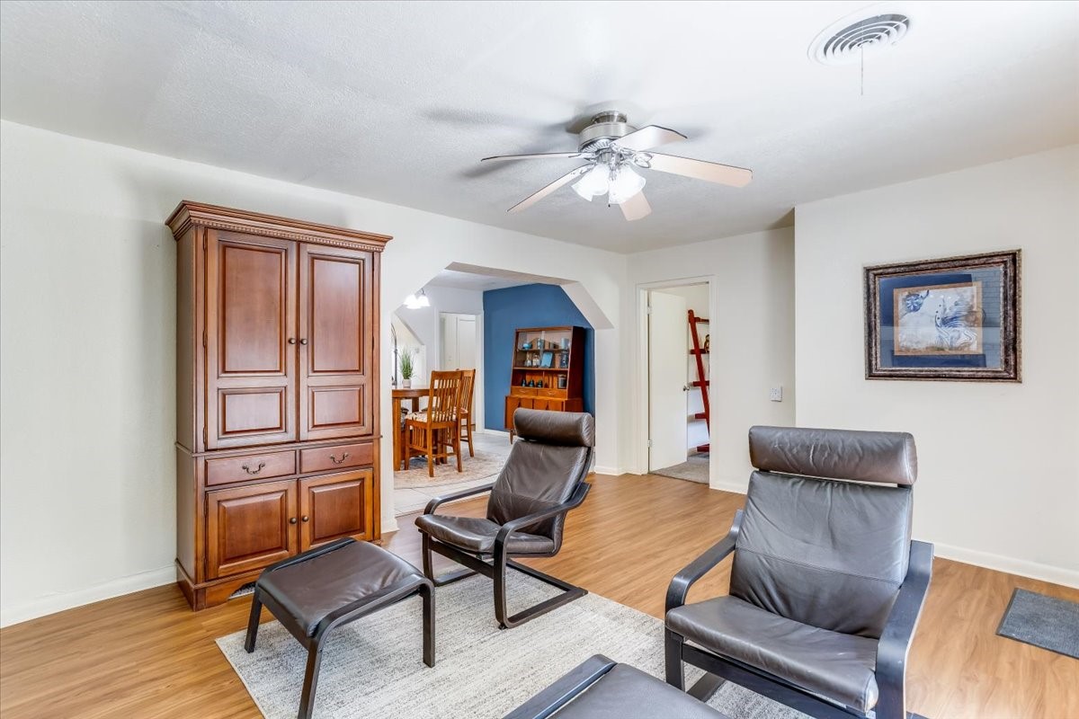 1210 Edinburg Lane Denton TX 76209