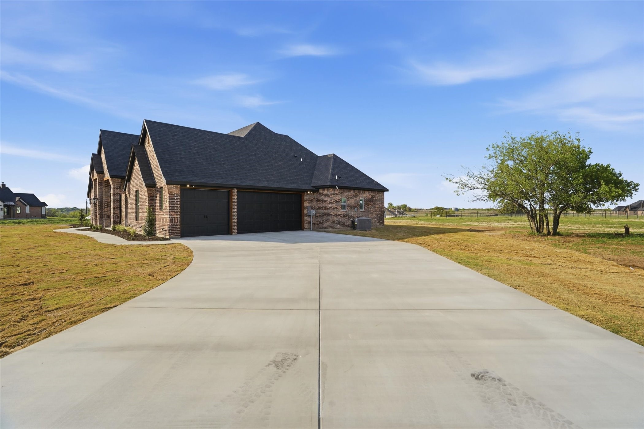 450 Red Bird Drive Springtown TX 76082