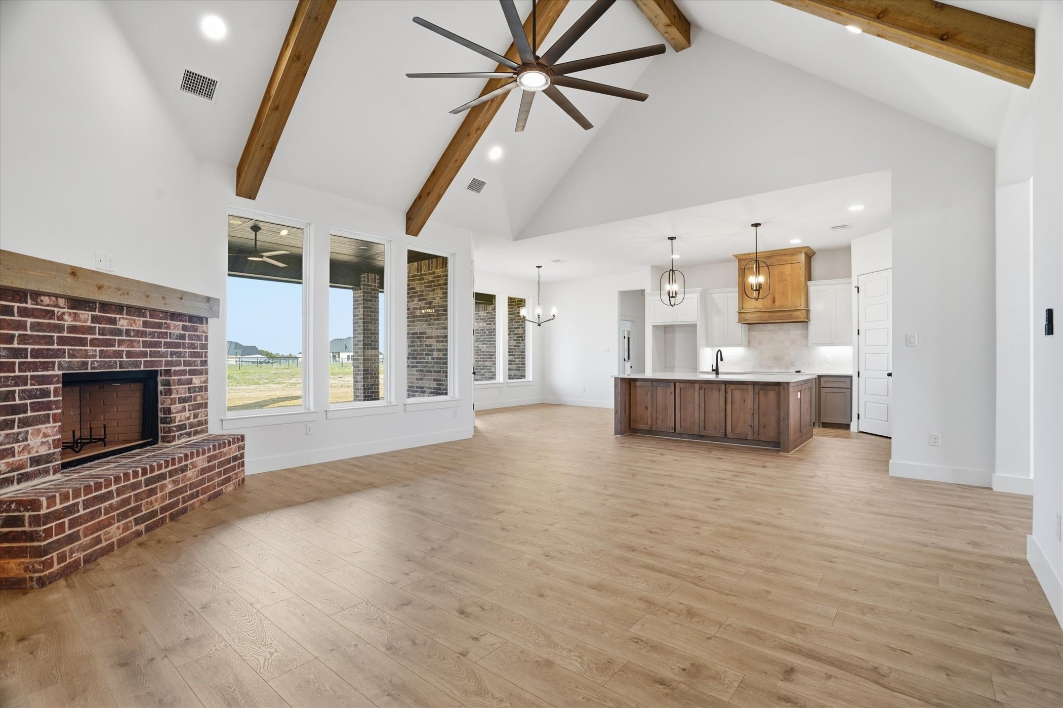 450 Red Bird Drive Springtown TX 76082