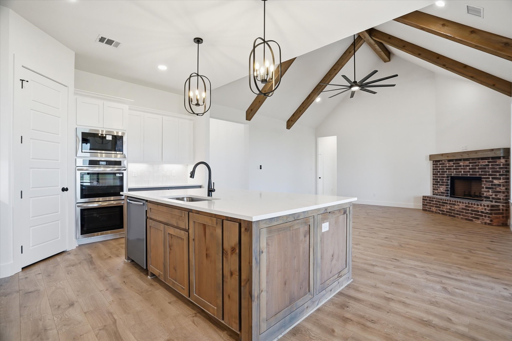 450 Red Bird Drive Springtown TX 76082