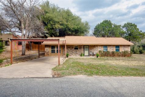 810 Woodhaven Court Granbury TX 76048
