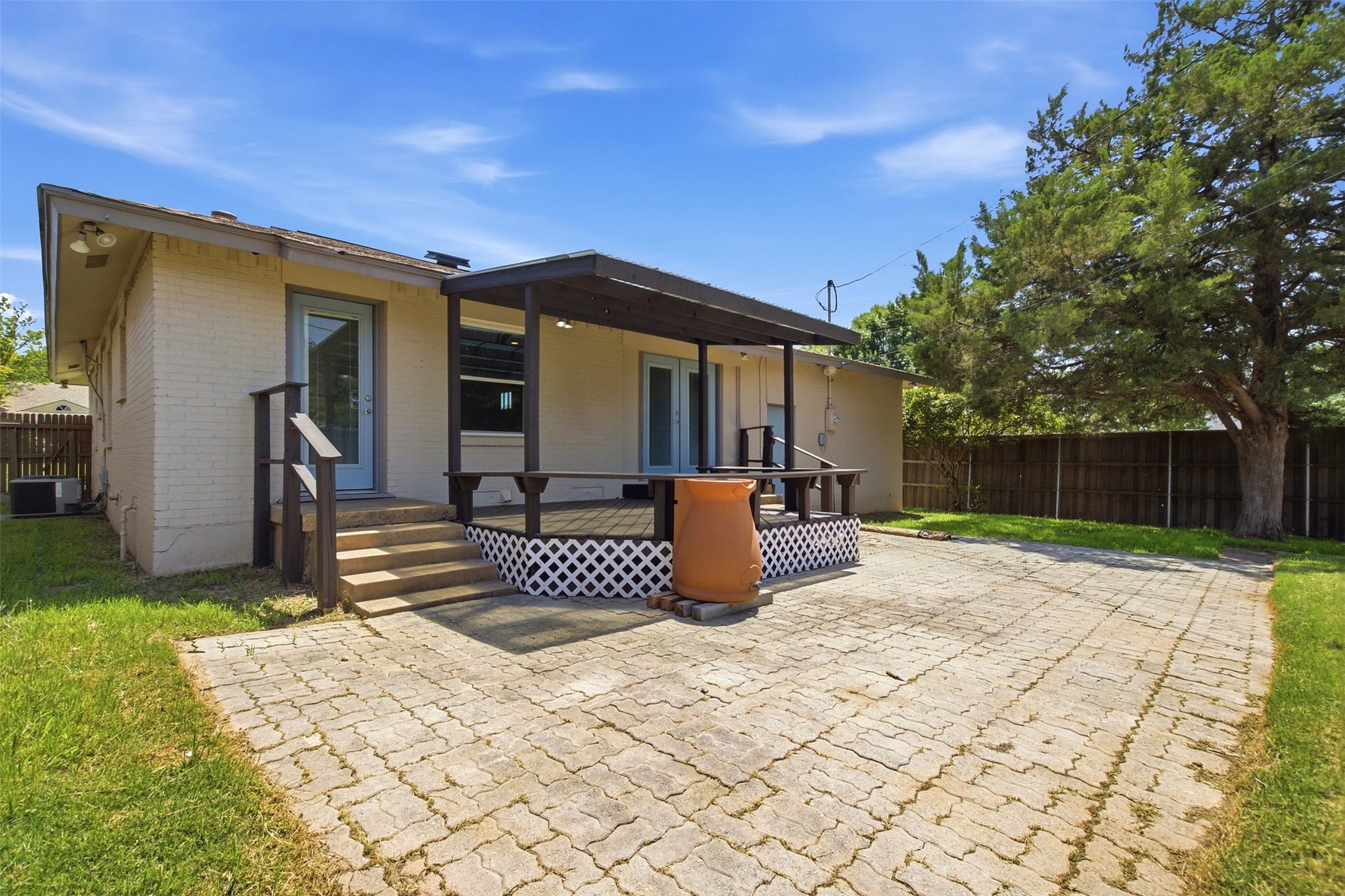 9005 Clearwater Drive Dallas TX 75243