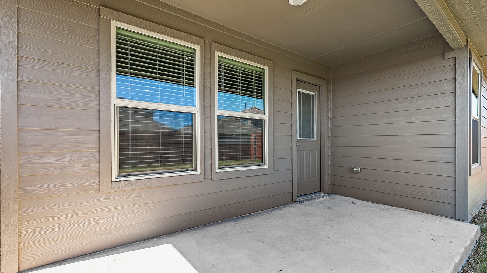 437 Red Admiral Lane Denton TX 76259