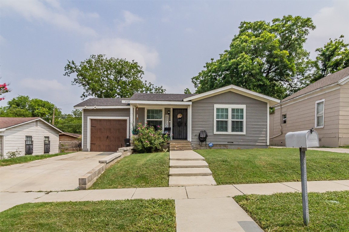 2729 Avenue I Fort Worth TX 76105