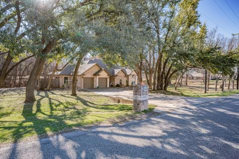 405 Aqua Vista Drive Granbury TX 76049