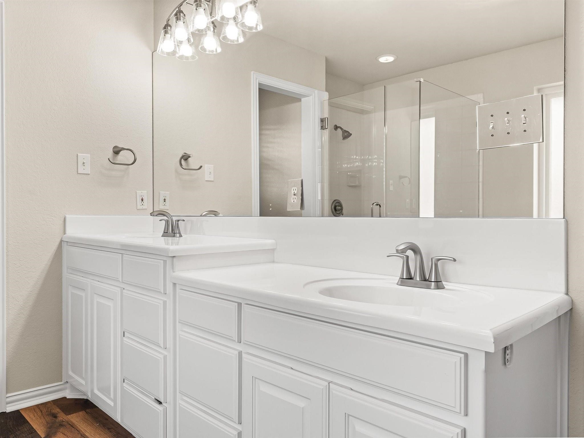 3905 Bonita Court Granbury TX 76049