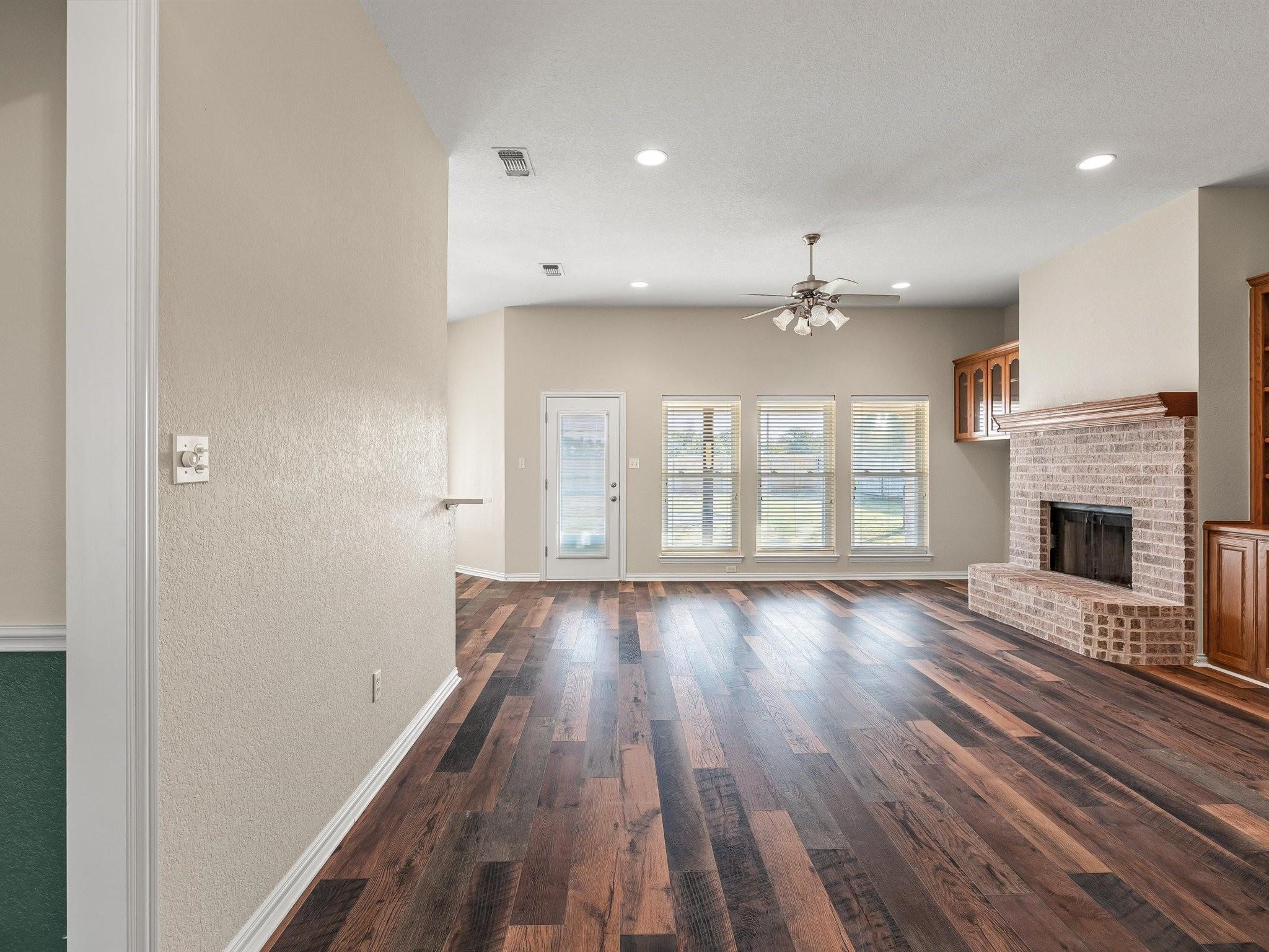 3905 Bonita Court Granbury TX 76049