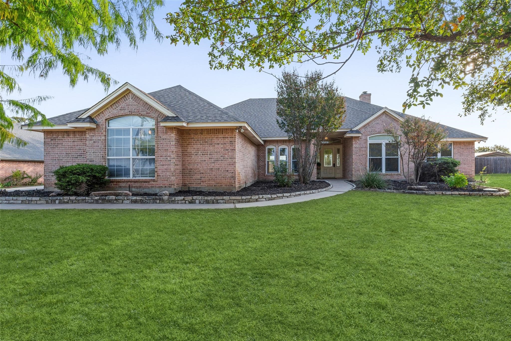 3905 Bonita Court Granbury TX 76049