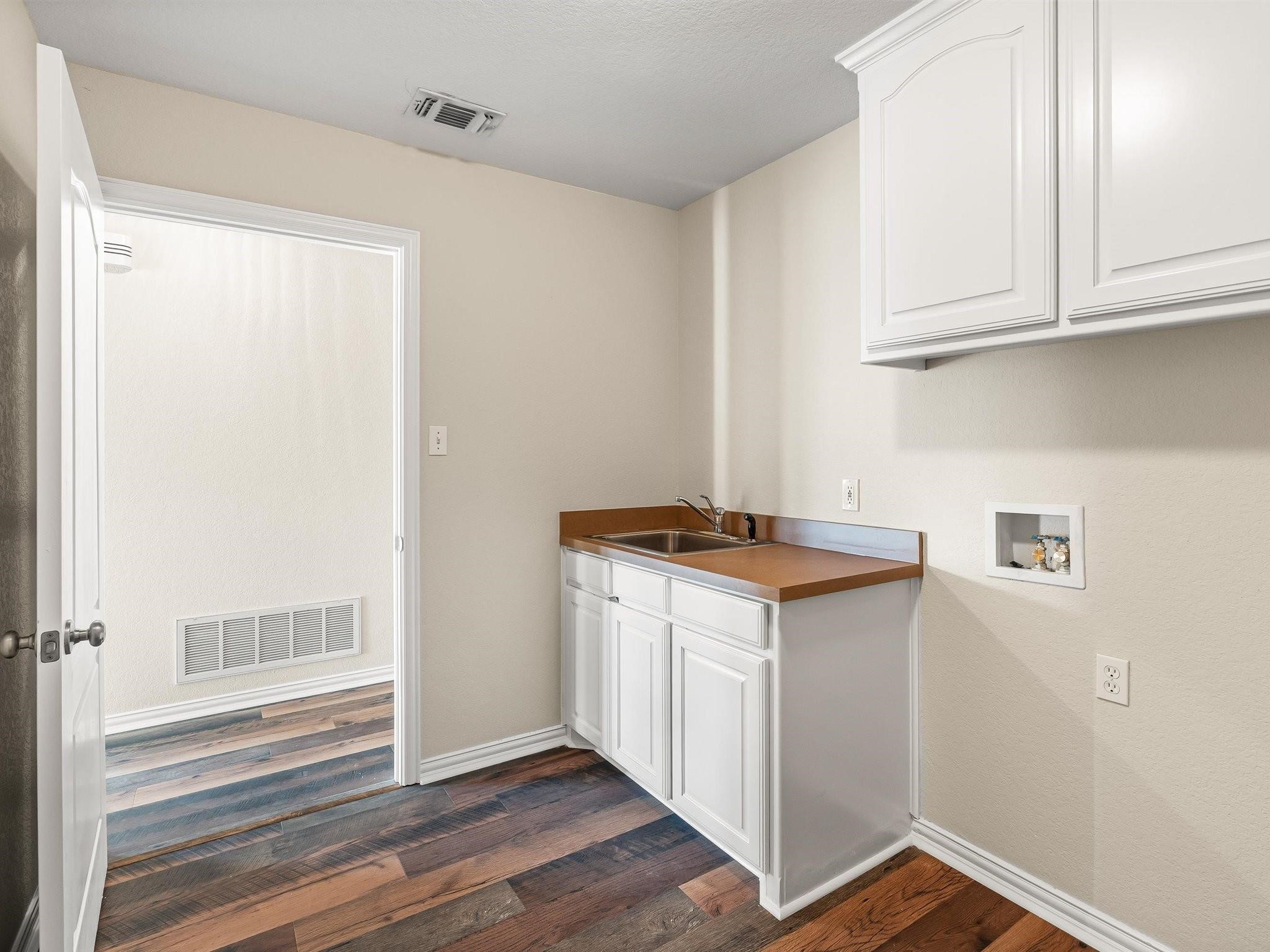3905 Bonita Court Granbury TX 76049