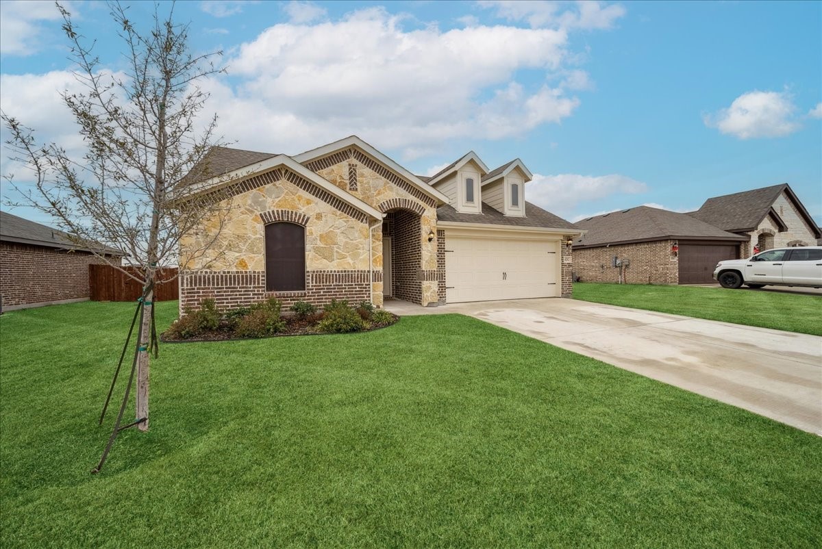 4202 Zino Lane Sanger TX 76266