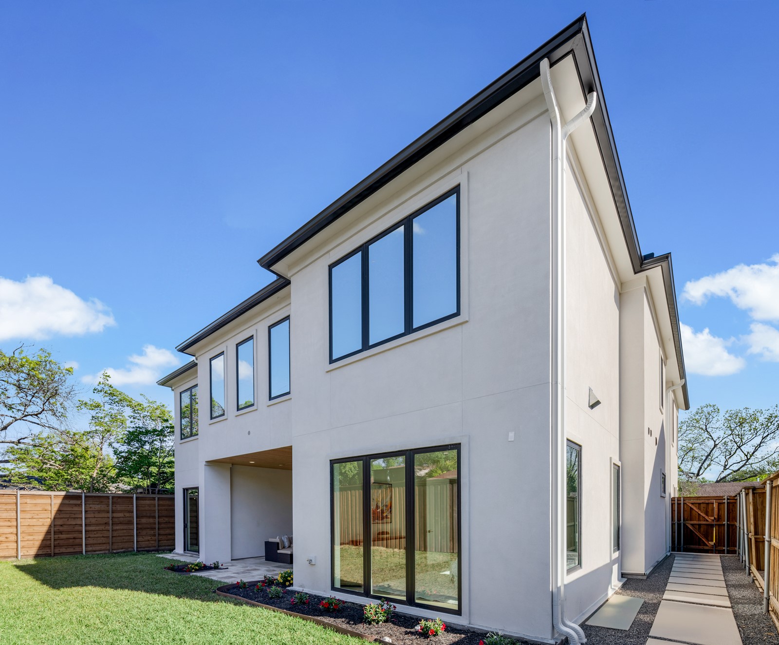 6055 Ellsworth Avenue Dallas TX 75206