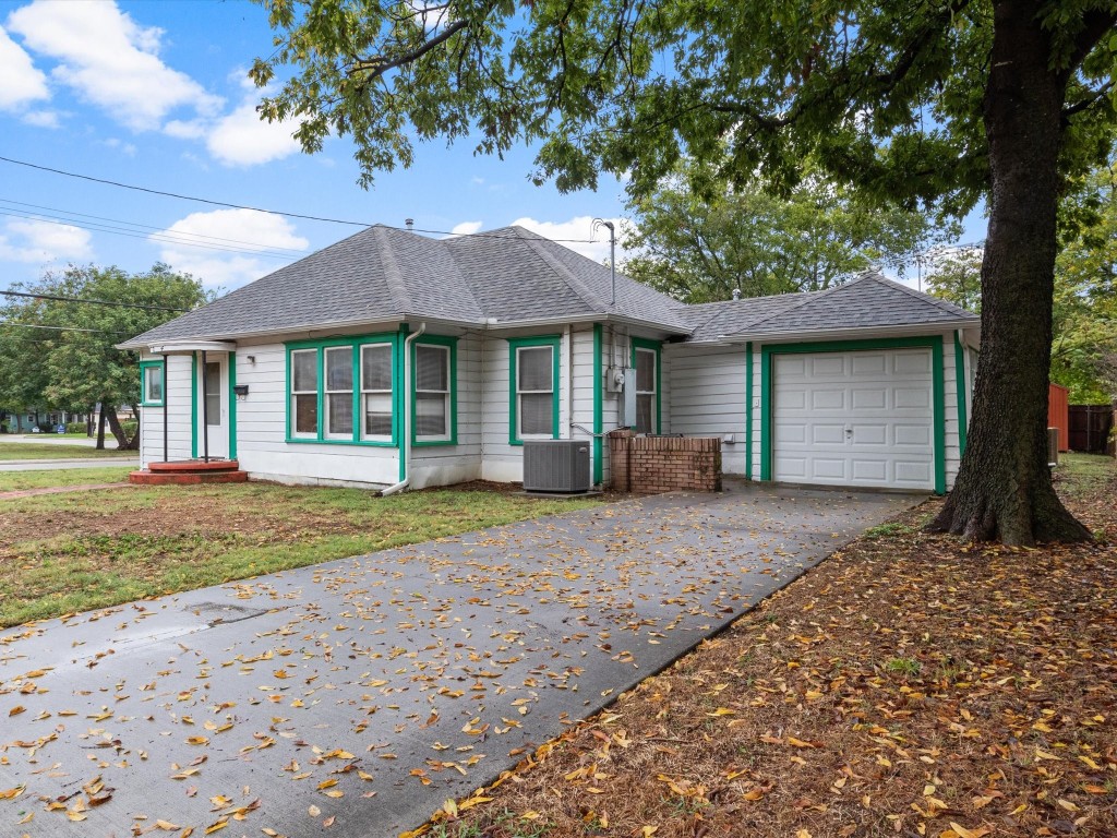 304 S Bradley Street Mckinney TX 75069
