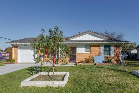 1317 Crockett Street Garland TX 75040