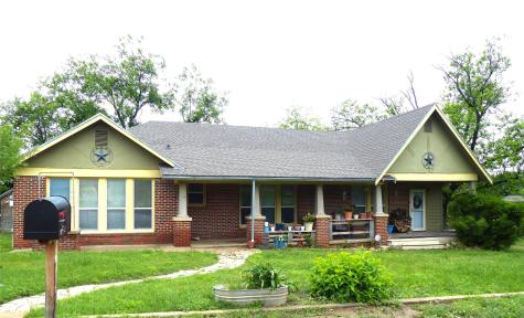 606 S Blackburn Brady TX 76825
