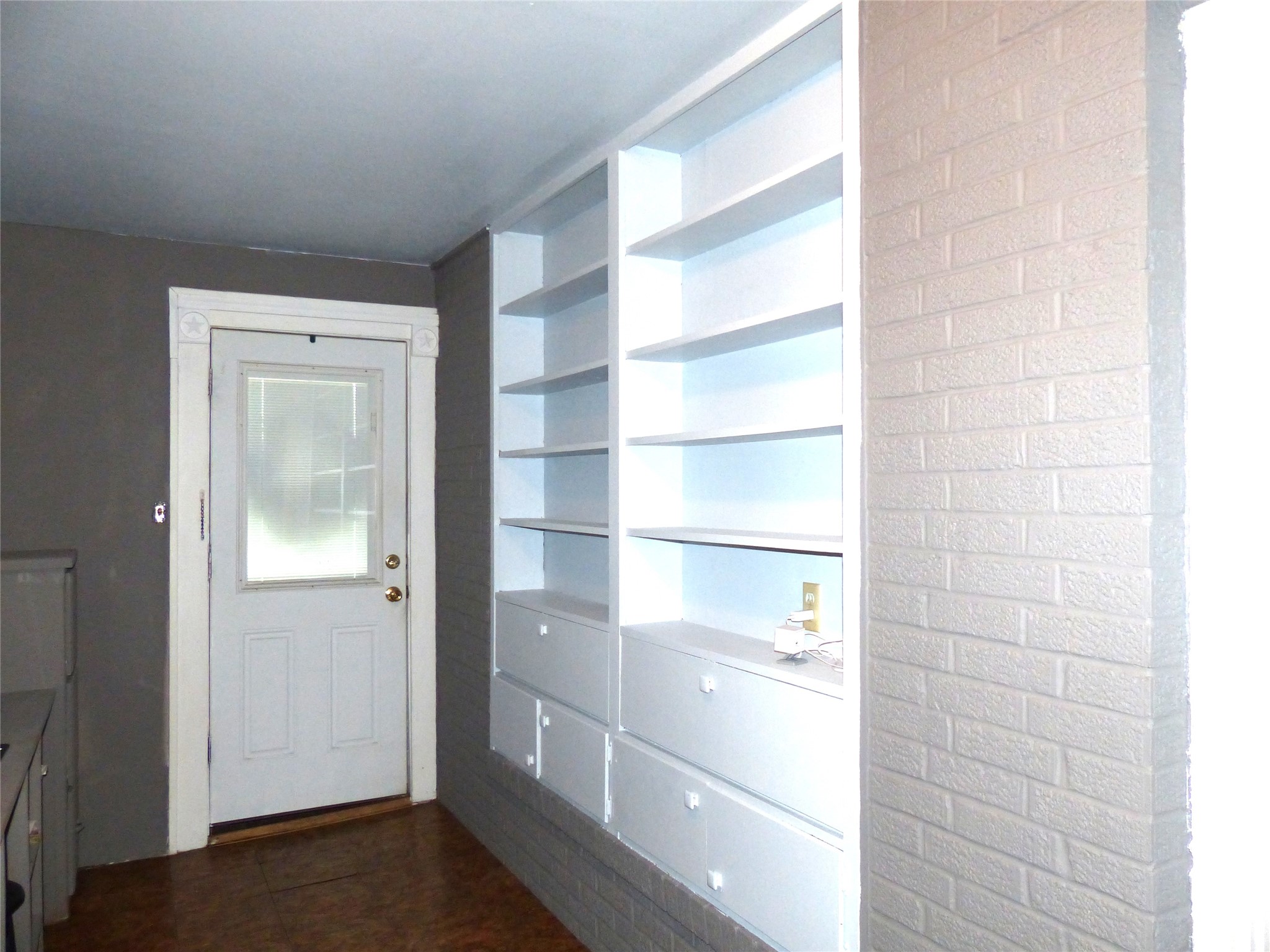 606 S Blackburn Brady TX 76825