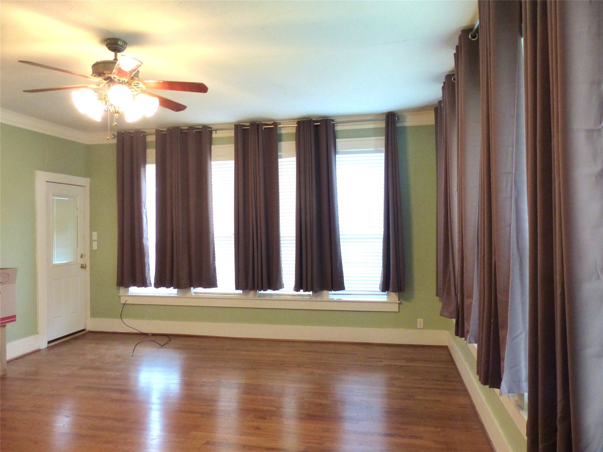 606 S Blackburn Brady TX 76825