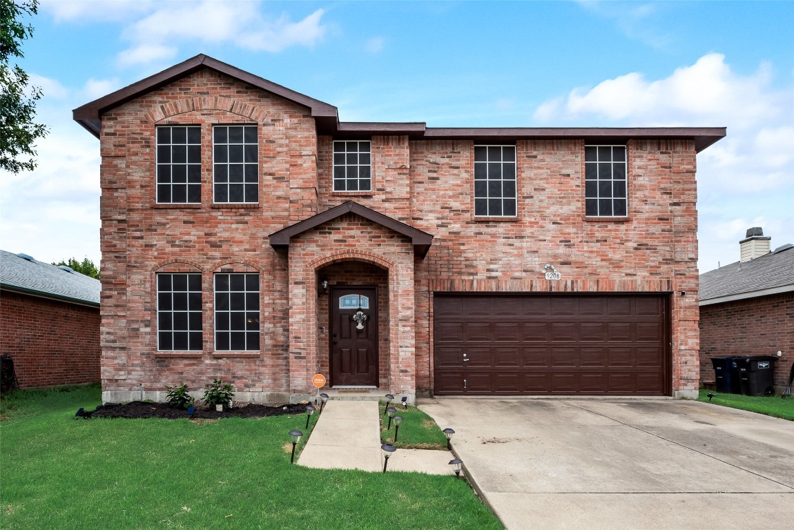 9208 Quarter Horse Lane Fort Worth TX 76123