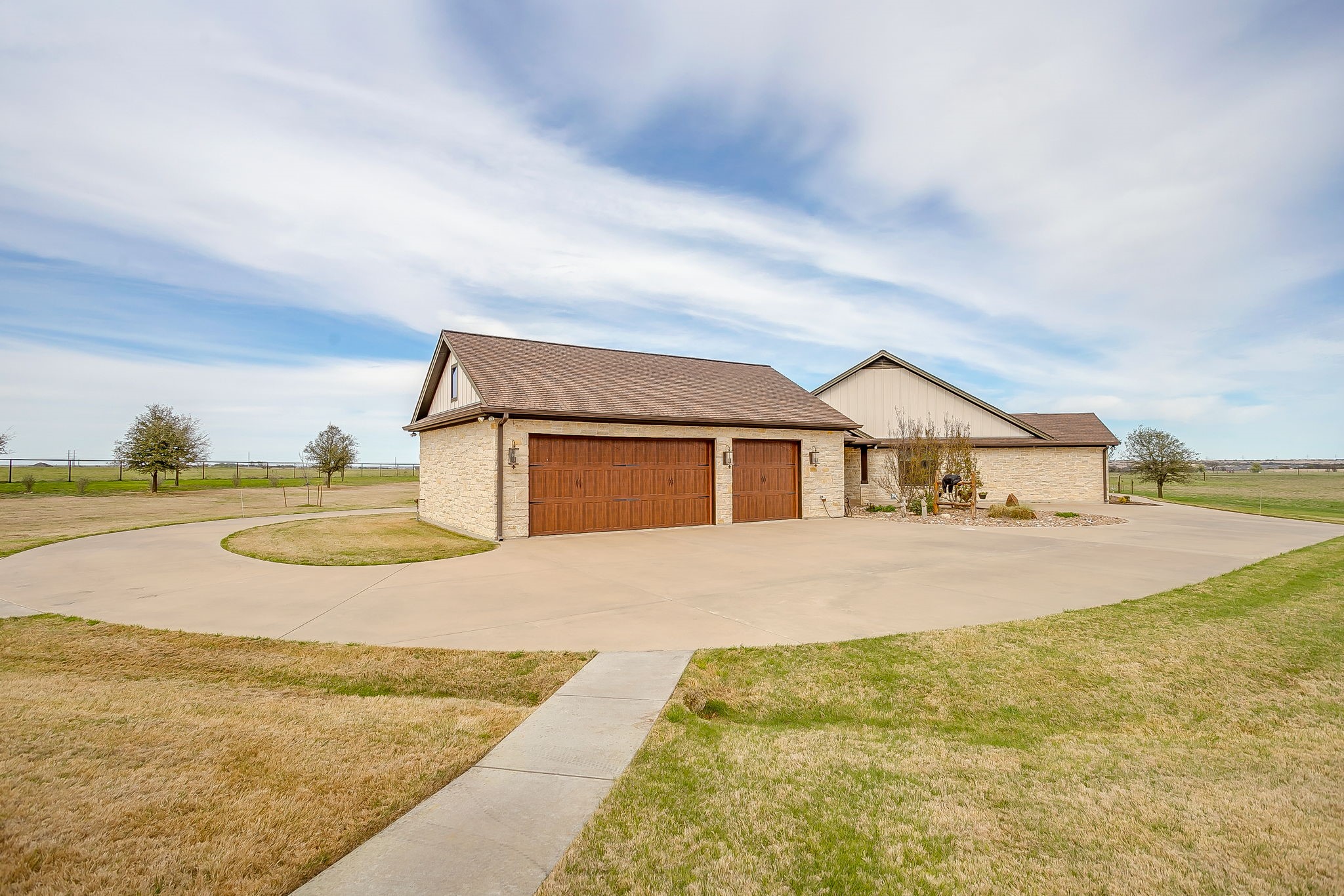 12102 E Rocky Creek Road Crowley TX 76036