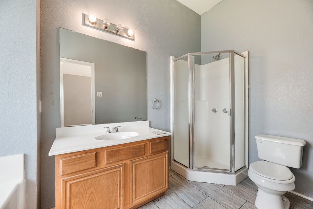 1415 S Medora Street Terrell TX 75160