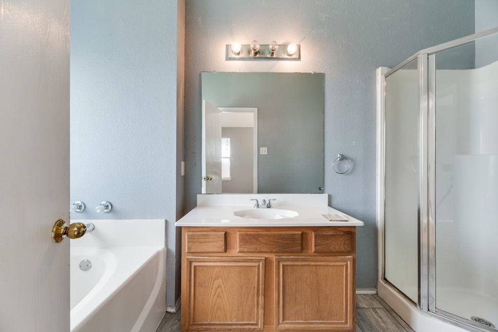 1415 S Medora Street Terrell TX 75160