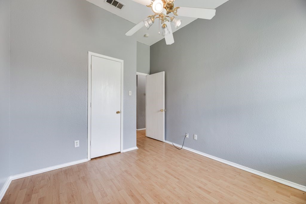 1415 S Medora Street Terrell TX 75160