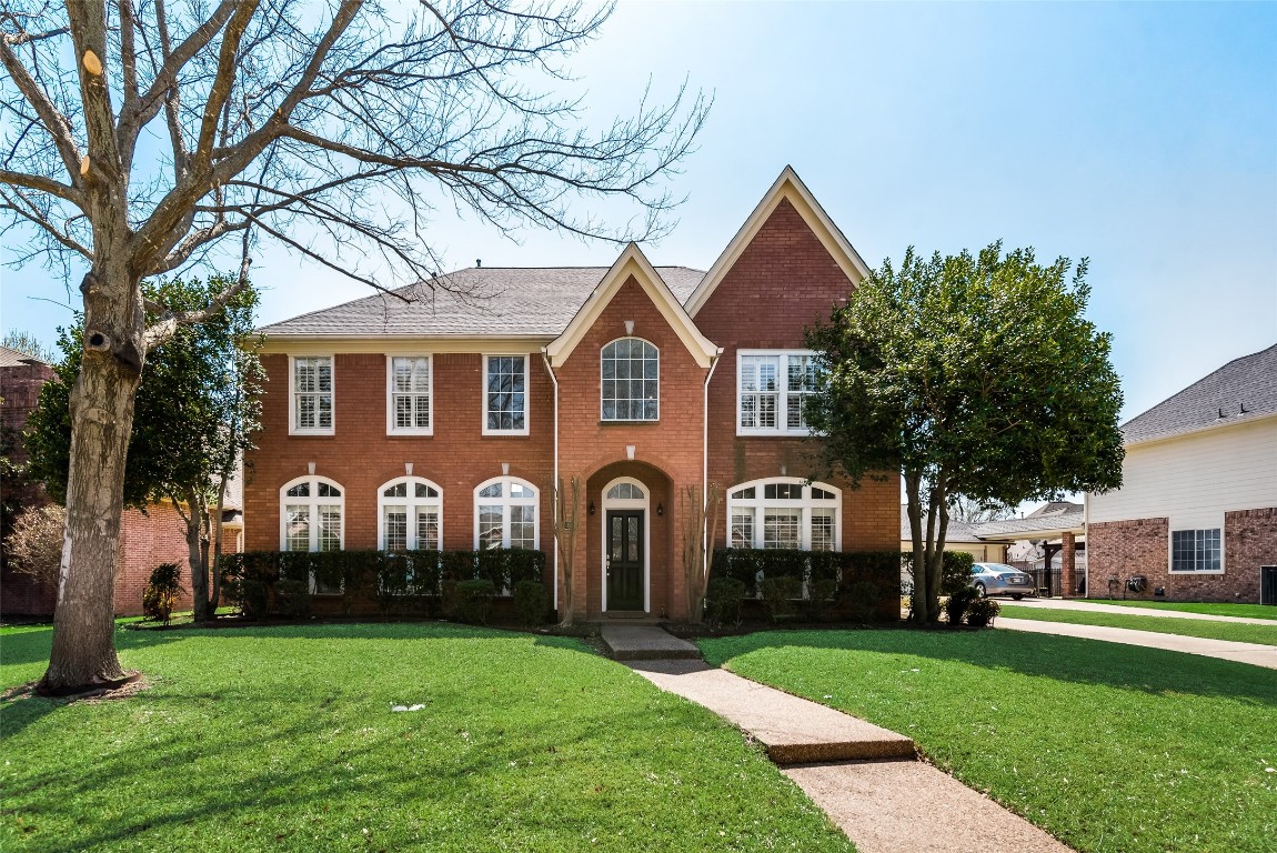 905 Riviera Drive Mansfield TX 76063