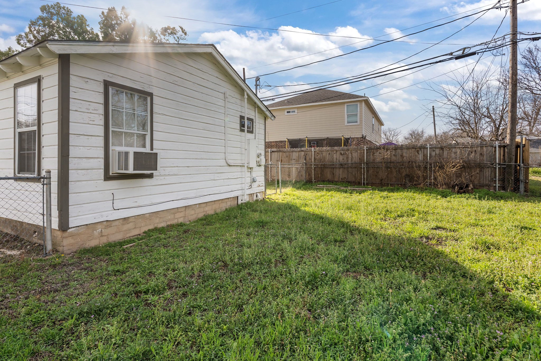 309 Hallvale Drive White Settlement TX 76108