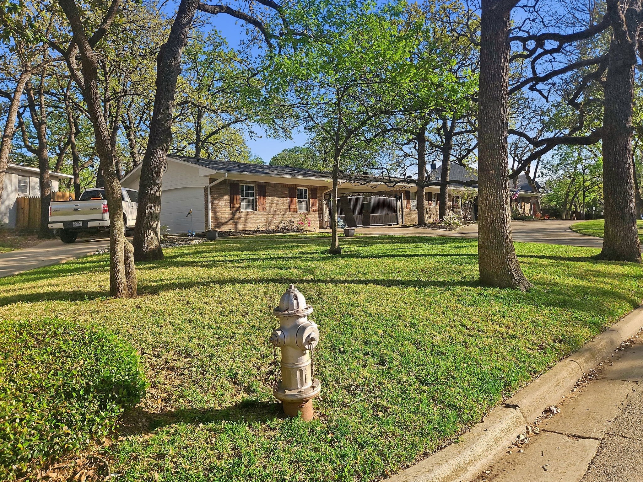 713 Ross Trail Arlington TX 76012