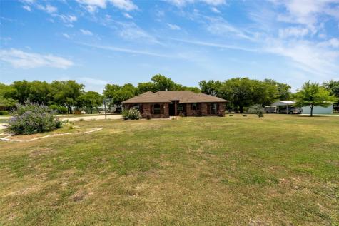 1870 Ripy Road Krum TX 76249