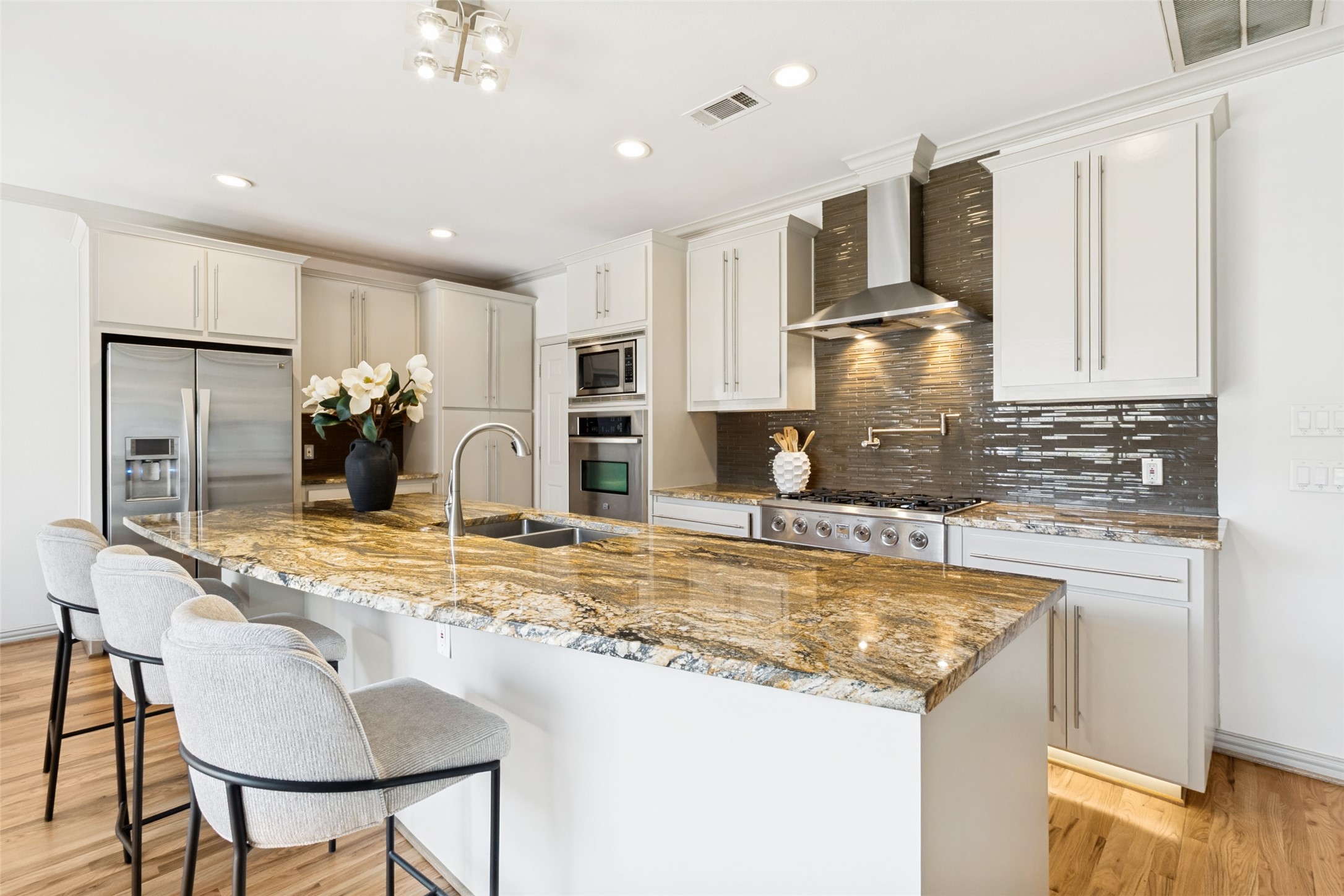 3719 Douglas Avenue Dallas TX 75219